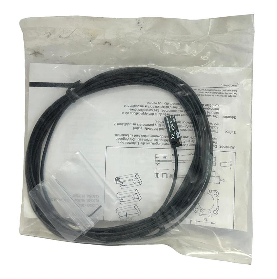 Used PARKER ORIGA KL3045 MAGNETIC REED SWITCH SENSOR 240VAC/DC MAX 5M CABLE NSFS