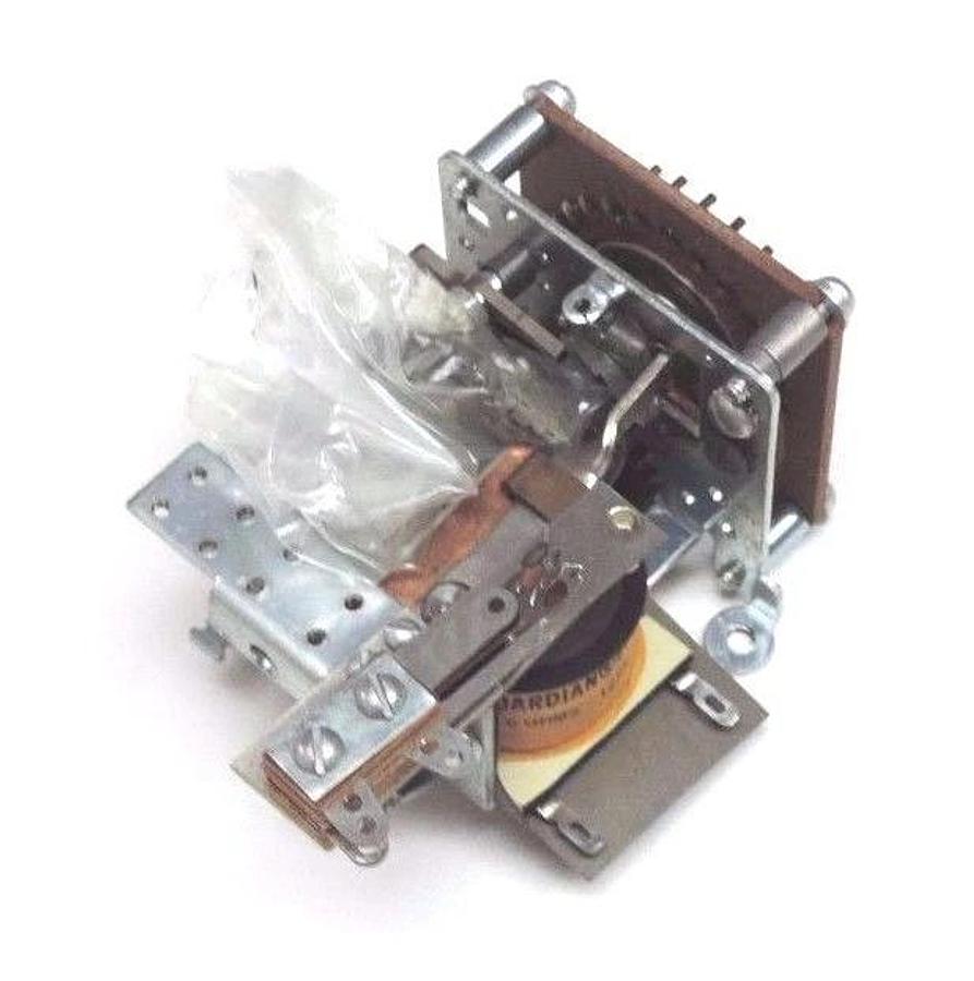 Used NEW GUARDIAN ELECTRIC A430 065050 00 RELAY STEPPER A43006505000