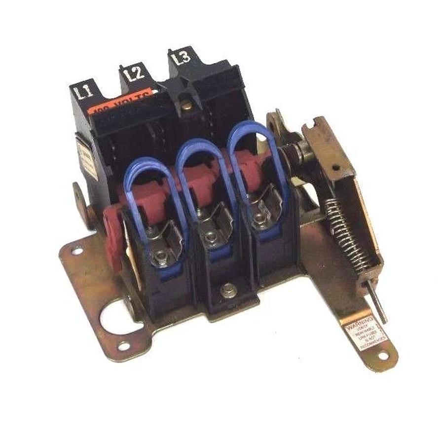 Used SQUARE D 9422-TC-3 FUSE TYPE DISCONNECT SWITCH 9422TC3