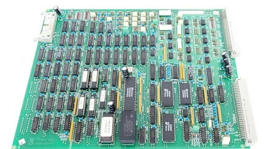 Used MERLIN GERIN 6740839 CONTROL BOARD 6739815XD-2-E UEB1309076 6739815XD-1-E