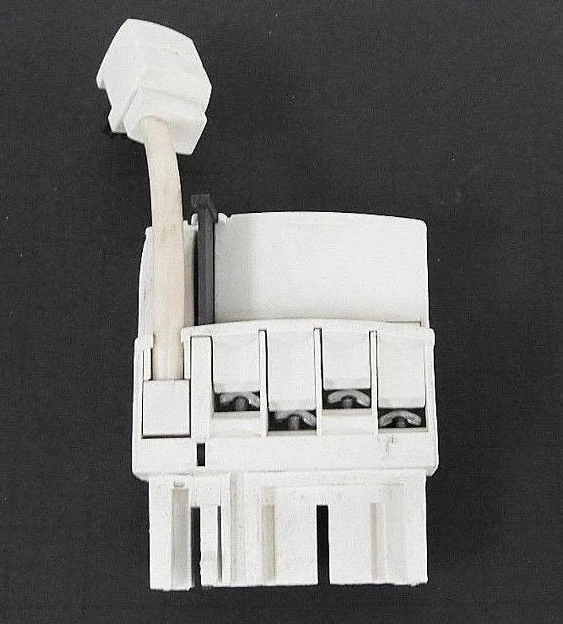 Used SCHNEIDER ELECTRIC LU9BN11C PRE-WIRED CONTROL MODULE - LUB/LUS