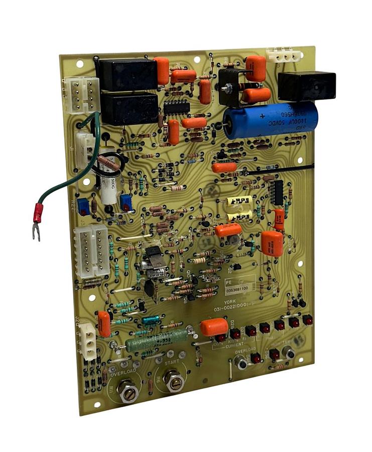 Used YORK 031-00221D001-P / 03100221D001P / 03536B1100 LOGIC CONTROL BOARD USNP