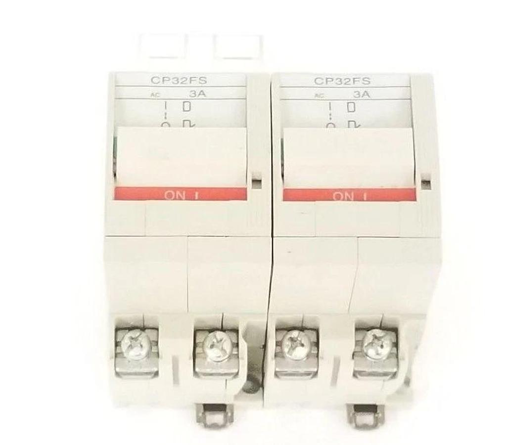 Used LOT OF 2 FUJI CP32FS 3A CIRCUIT BREAKERS 2-POLE, 50/60HZ, CP32FS/3