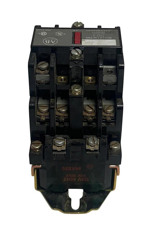 Used ALLEN BRADLEY 700-N600A1 /C BULLETIN 700 AC CONTROL RELAY 120-300VAC USNP