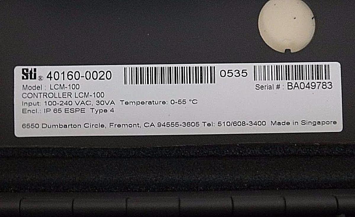 Used NIB STI LCM-A1A-FD2 LIGHT CURTAIN CONTROLLER 82436-0011 MS46TB-AC-WQD1A-FD2