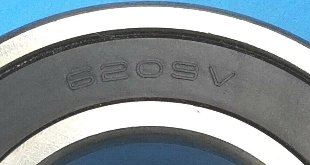 NEW NSK 6209V DOUBLE SHIELED ROLLER BEARING 1-3/4'' IN. ID 3-3/8'' IN. OD K73