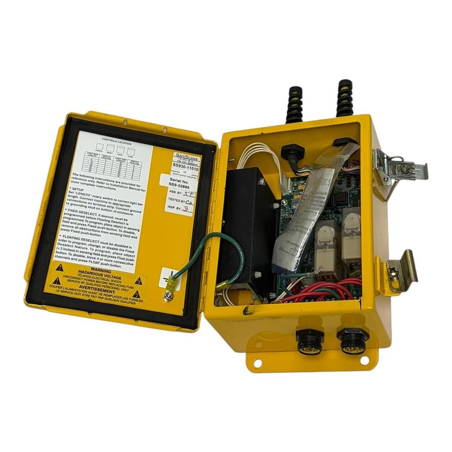 Used Dolan-Jenner SafeScan 9 Safety Light Curtain Controller SS930-11010 Cut Cables