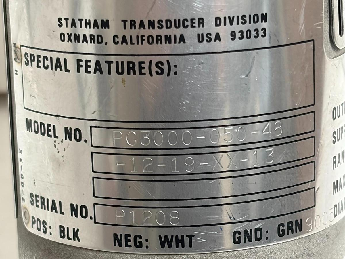 Used Schlumberger Statham PG3000-050-48 Pressure Transmitter 4-20mA 0/050 PSIG