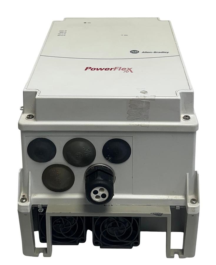 Used ALLEN BRADLEY 20AD027C3AYNANNN /A PowerFlex 70 AC DRIVE 15kW/20HP 480V USNP