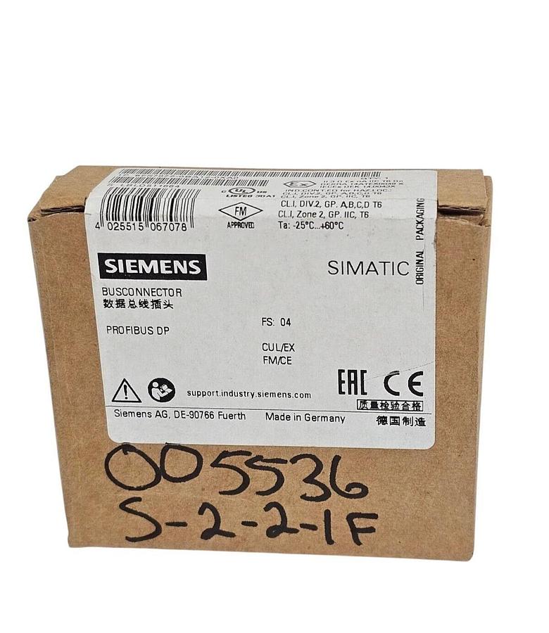 Used F/S SIEMENS 6ES7972-0BA12-0XA0 PROFIBUS BUSCONNECTOR 6ES79720BA120XA0