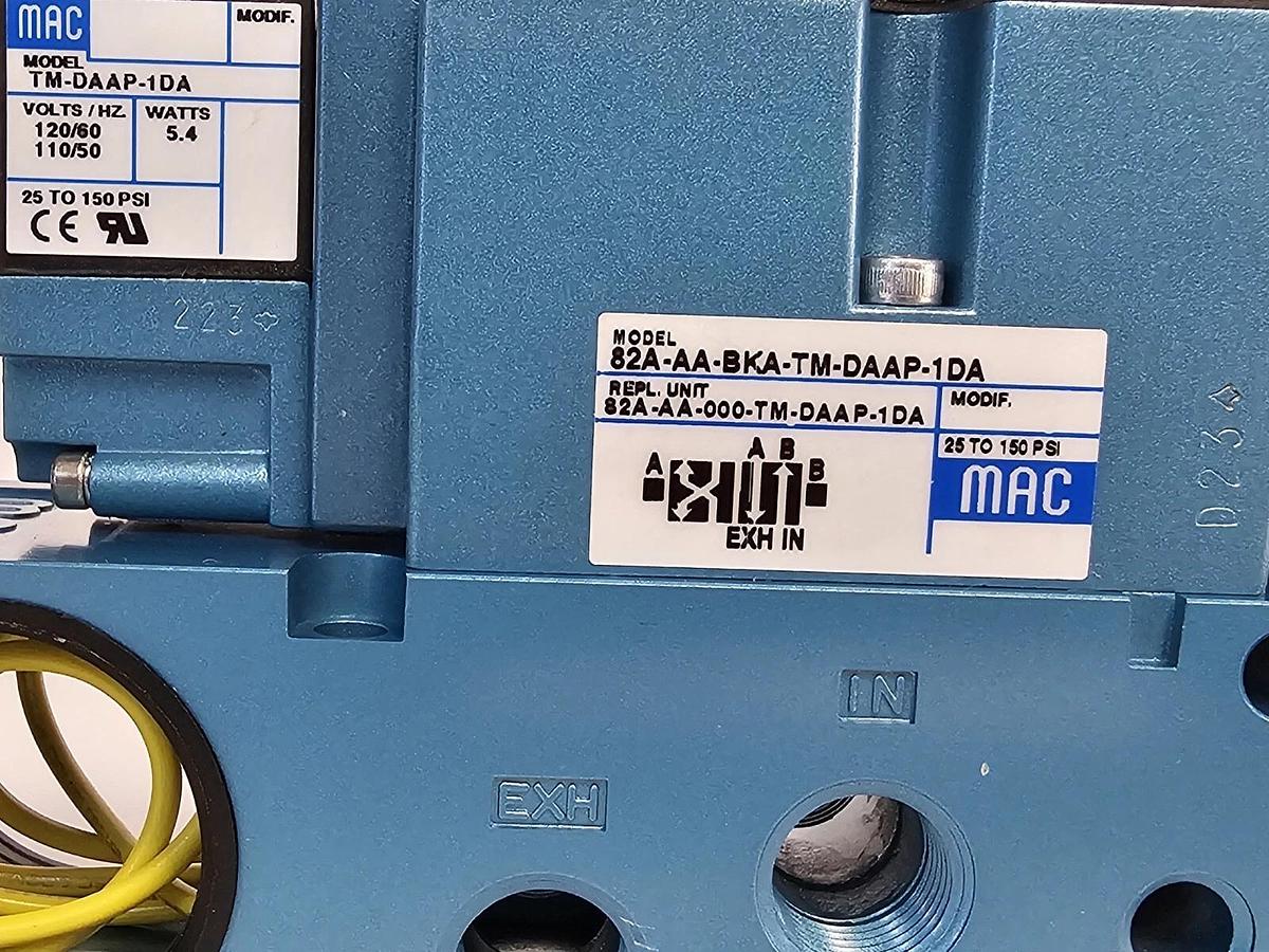 NEW MAC 82A-AA-BKA-TM-DAAP-1DA / 82A-AA-000-TM-DAAP-1DA SOLENOID VALVE AND BASE