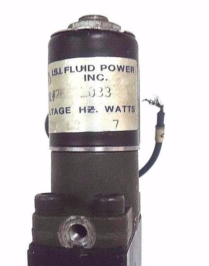 Used FLUID POWER 375-02-081-62 PNEUMATIC VALVE 30 TO 150 PSI W/ 26E01033 COIL