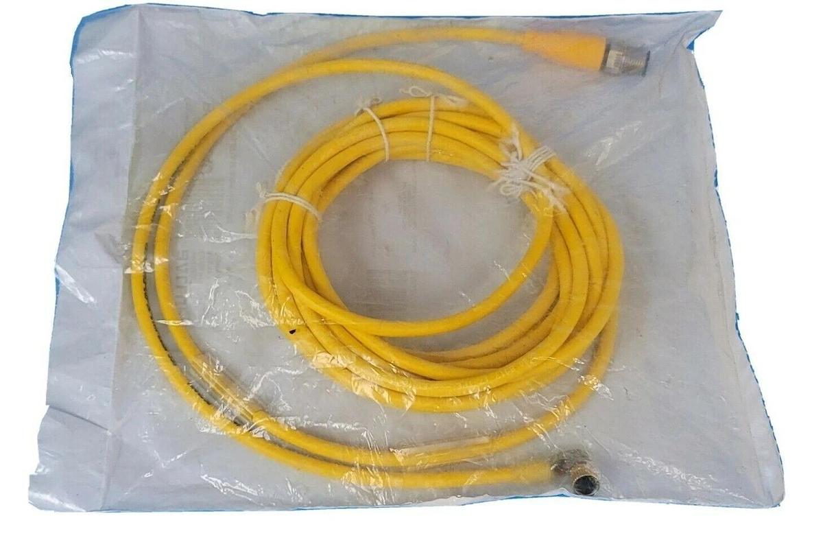 Used NEW BALLUFF BCC M323-M413-3E-602-EX43T2-050 CONNECTOR CABLE BCC0AAU