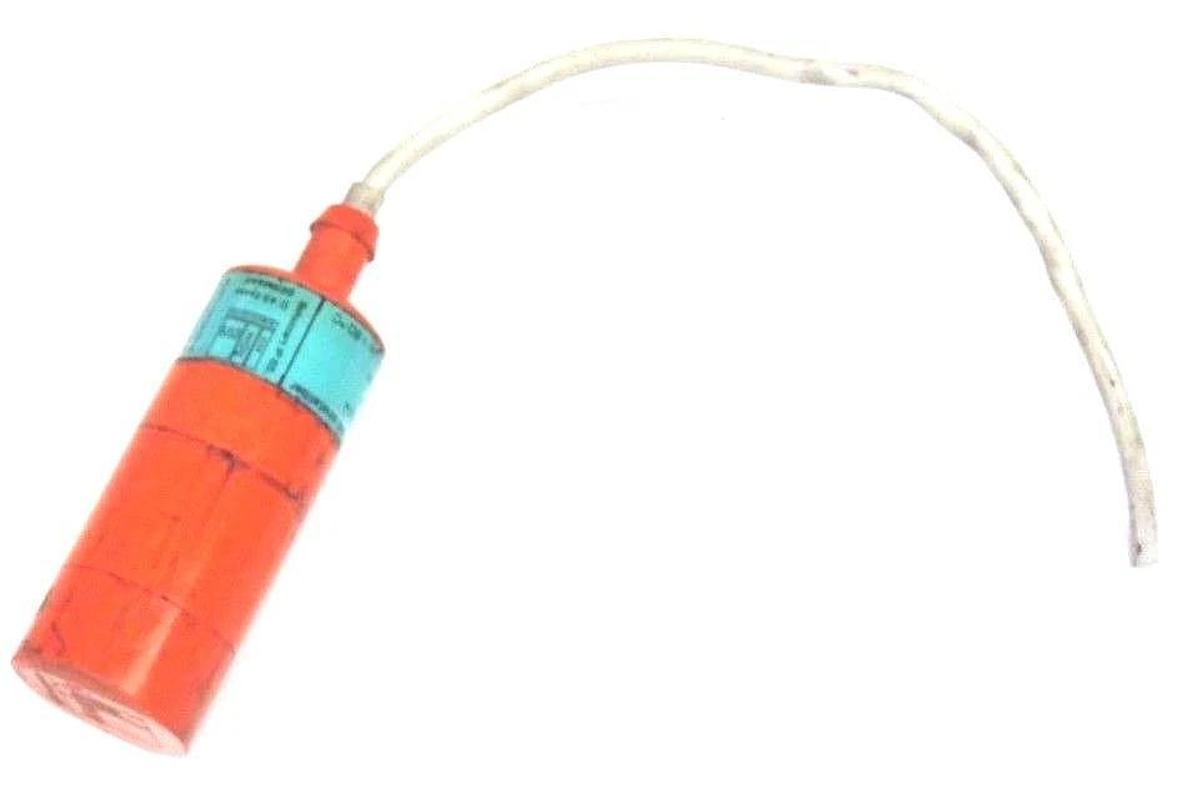 Used IFM EFECTOR KB-3020-BPKG PROXIMITY SENSOR 2-20MM, 10-55VDC, KB3020BPKG