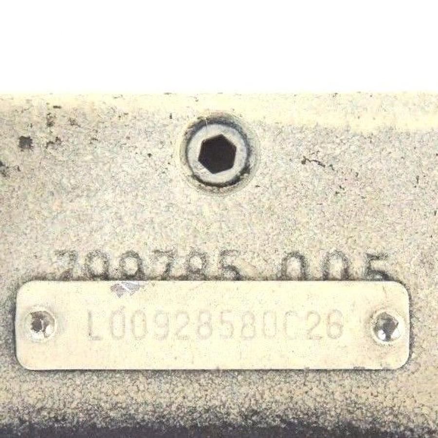 Used BOSCH 799785-005  HYDRAULIC CONTROL VALVE 799785005 L00928580C26