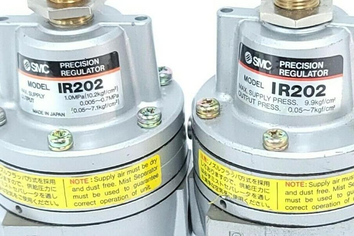 Used LOT OF 2 SMC IR202 PRECISION REGULATORS 0.005~0.7MPa