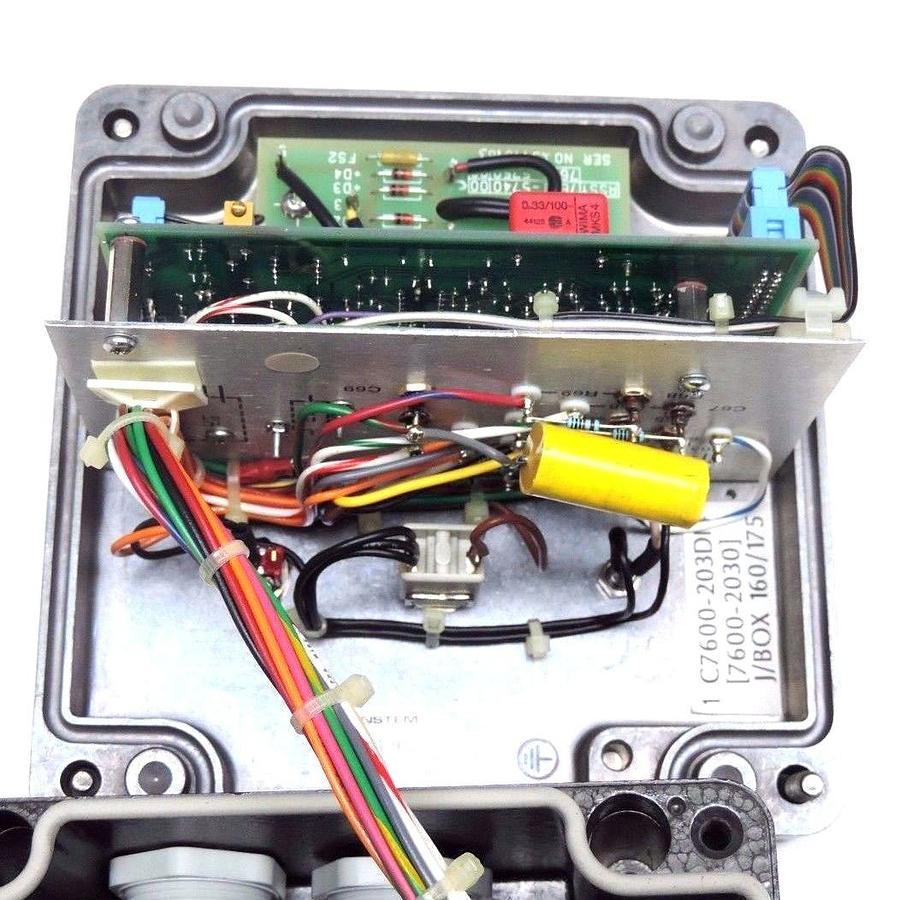 Used NEW PRESSTECH CONTROLS LTD 7600-0890-05B CONTROLLER W/ 7600-0890 JUNCTION BOX
