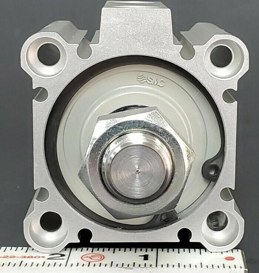 Used NEW SMC CDQ2B50-20DCMZ COMPACT CYLINDER CDQ2B5020DCMZ MAX. 1.0MPa