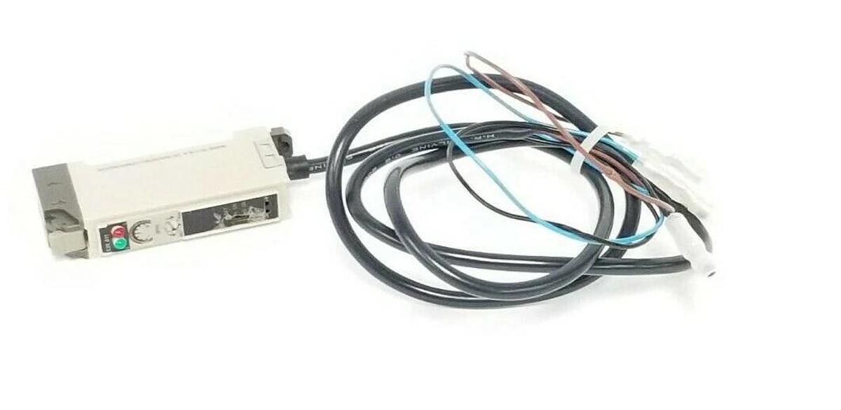Used OMRON E3X-A11 PHOTOELECTRIC SWITCH E3XA11, 10 TO 30 VDC (NO COVER) 36'' LEAD
