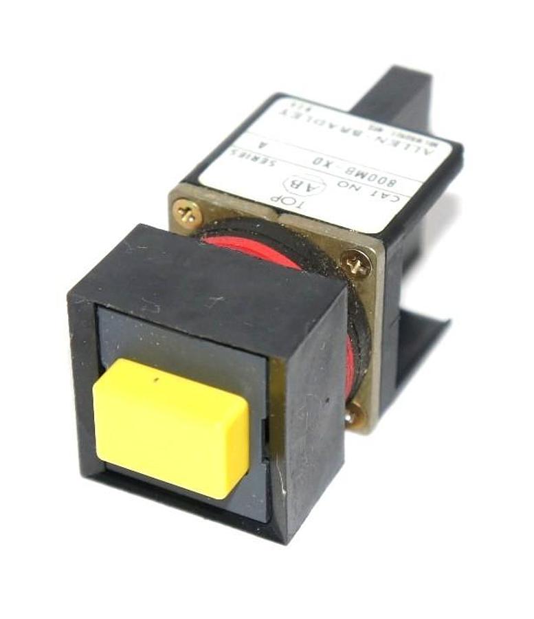 Used ALLEN BRADLEY 800MB-XO OPERATOR PUSHBUTTON SWITCH, SERIES A, 800MBXO