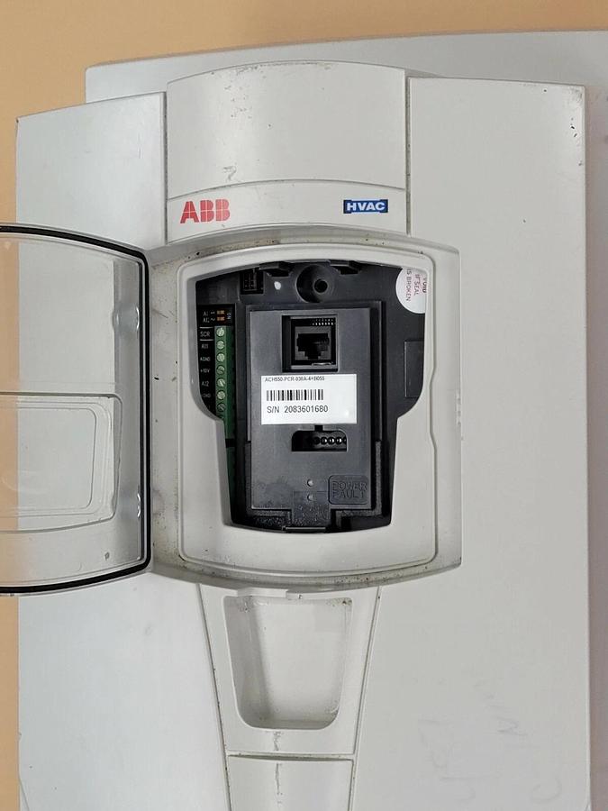 Used ABB ACH550-PCR-038A-4+B055 AC DRIVE 25HP 60AMP