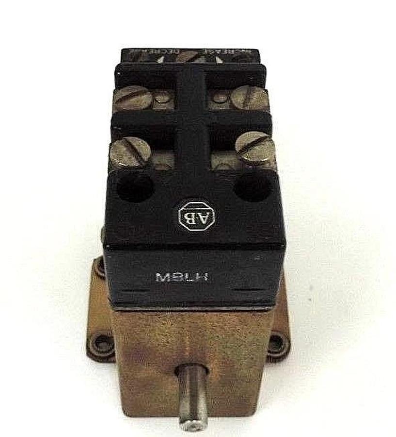 Used ALLEN BRADLEY X-151135 TIMING RELAY MECHANISM X151135