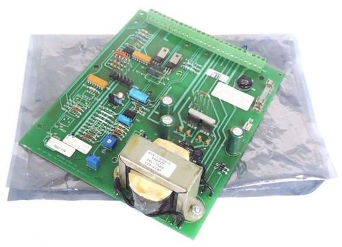Used CLEVELAND MACHINE MO-03923 PC BOARD TENSI-MASTER MO03923