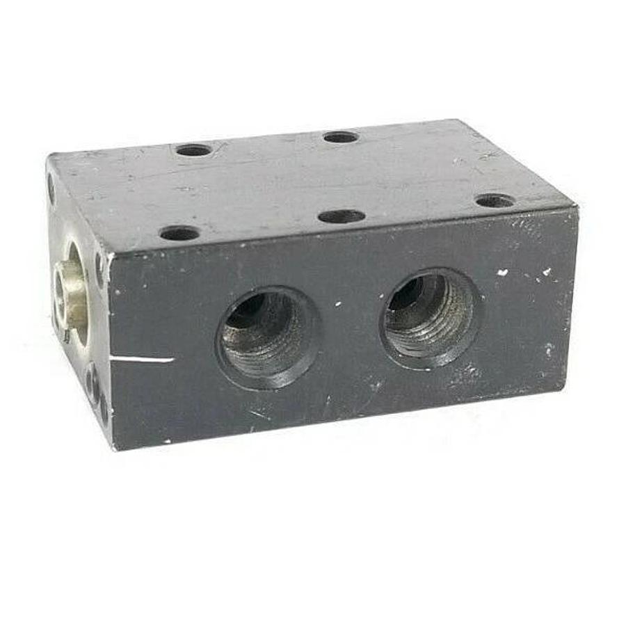 Used SCHRADER BELLOWS 520011115 SOLENOID VALVE 150 PSI W/OUT COIL