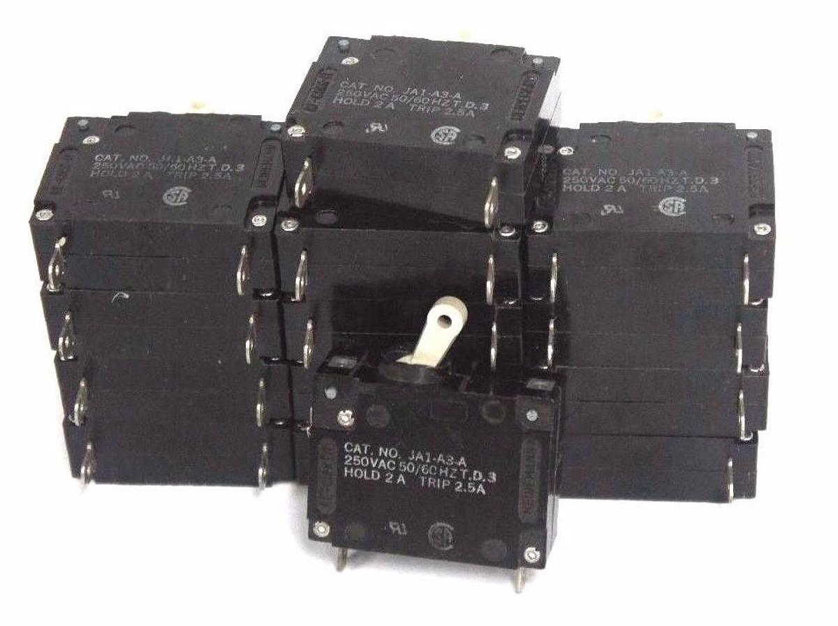 Used LOT OF 14 HEINEMANN JA1-A3-A CIRCUIT BREAKER HOLD 2A, TRIP 2.5A, JA1A3A