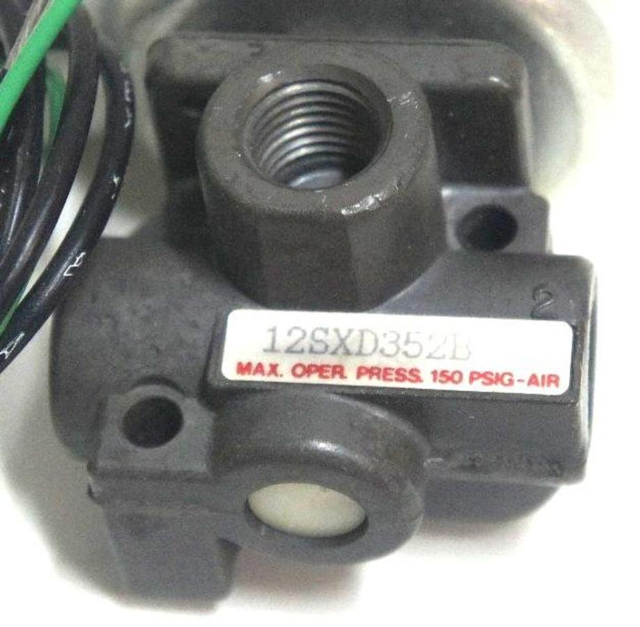 Used NEW NUMATICS 226-401B SOLENOID VALVE WITH 12SXD352B CONTROL VALVE 226401B