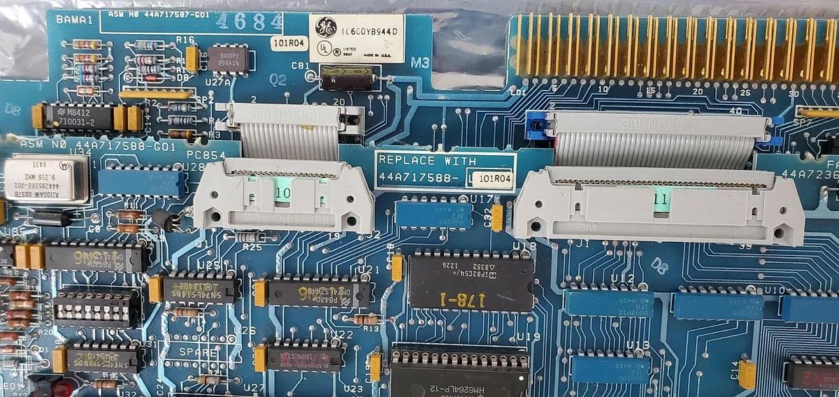 Used GE FANUC IC600YB944D PC BOARD 44A717587-G01 W/ 44A717588-G01 MEMORY BOARD