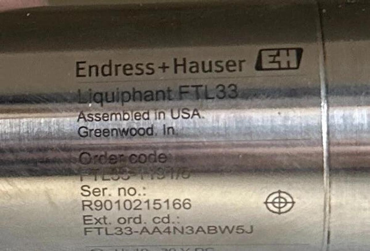 Used ENDRESS+HAUSER FTL33-AA4N3ABW5J Liquiphant FTL33 LEVEL SWITCH 10-30VDC USNP