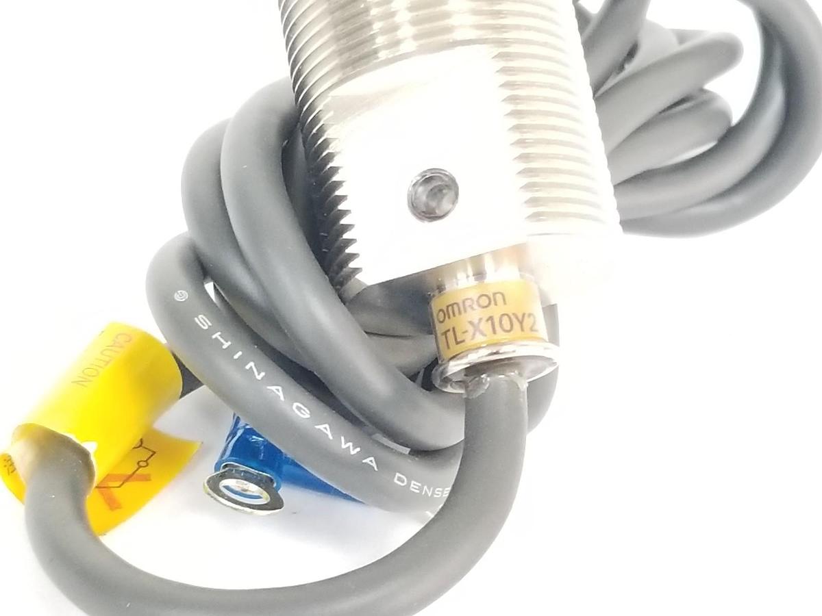Used OMRON TL-X10Y2 PROXIMITY SWITCH TLX10Y2, 45-260 VAC