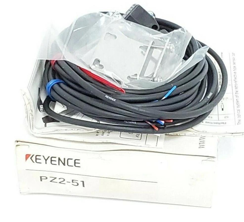 Used NIB KEYENCE PZ2-51 PHOTOELECTRIC SENSOR 7000MM RANGE W/AMPLIFIER PZ251