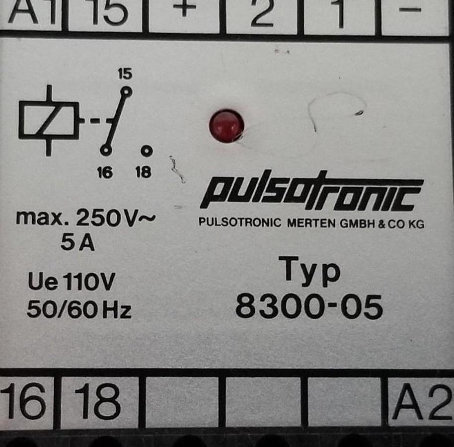 Used PULSOTRONIC 8300-05 PULSOR SENSOR RELAY 250V MAX 5A, UE 110V, 50/60HZ 830005