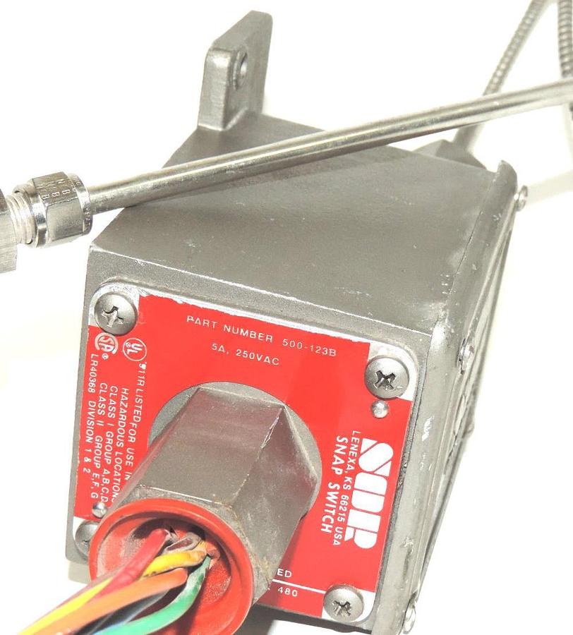 Used STATIC-O-RING SOR 500-123B TEMPERATURE SWITCH 203BA-EB125-U9-C7A-TTYY