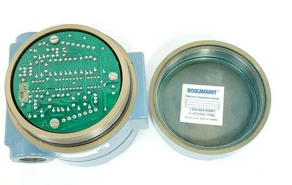 Used ROSEMOUNT 444RL2U1A1NA TEMP TRANSMITTER 4-20 MA, 45 VDC