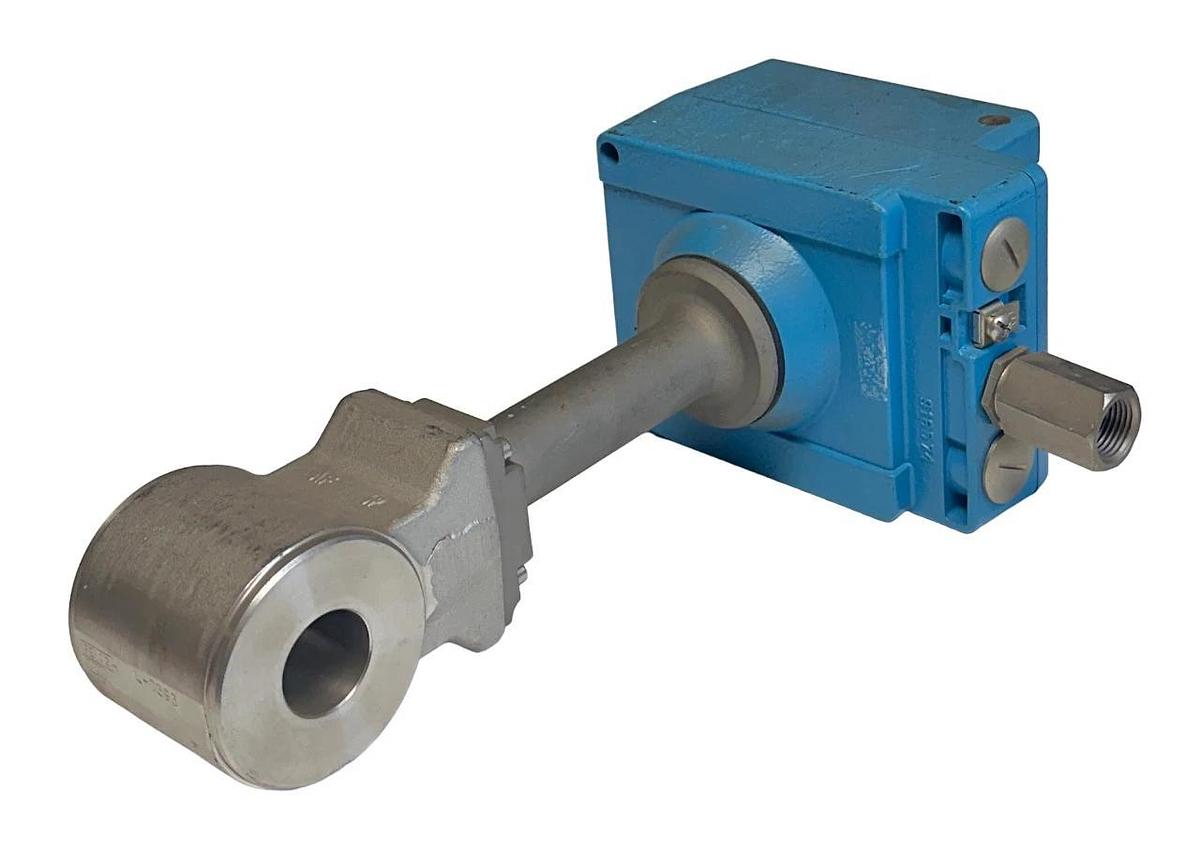 Used ENDRESS+HAUSER DSC FTV1836-01-A1-2-HL-G-0 / FTV183601A12HLG0 FLOW METER 1'' USNP
