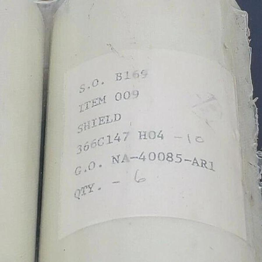 LOT OF 2 NEW WESTINGHOUSE 366C147-H04 PUMP INSULATOR SHIELDS 366C147-H04-10