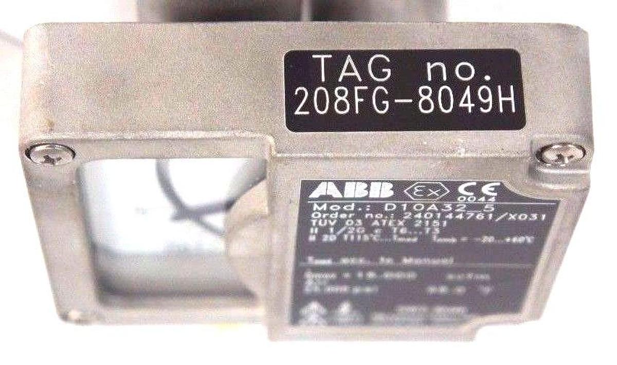 Used NEW ABB D10A32-5 FLOWMETER 1/2" NPT ORDER NO. 240144761/X031 D10A325