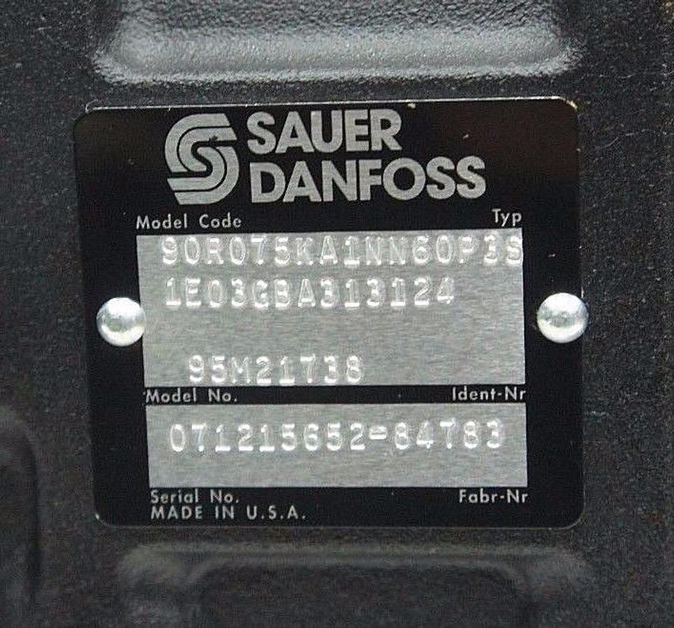 Used NEW SAUER DANFOSS 95M21738 / 90R075 HYDRAULIC PUMP 90R075KA1NN60P3S1E03GBA313124