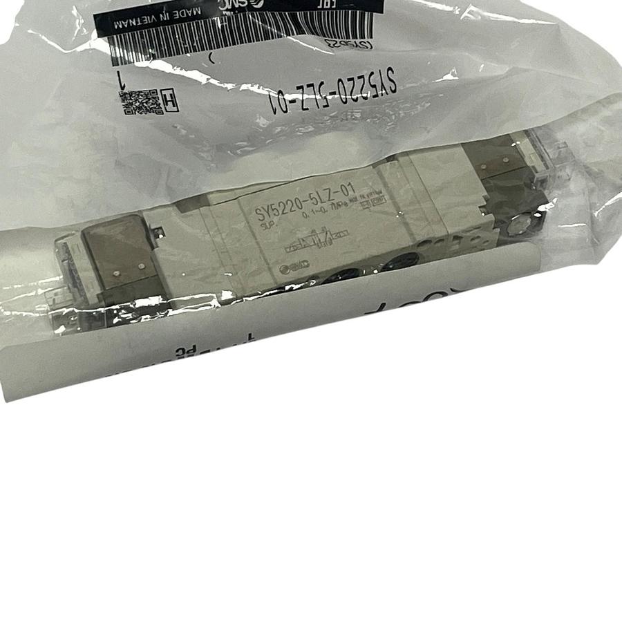 SMC SY5220-5LZ-01 Solenoid Valve 24VDC 5-Port 2-Pos Double Valve New Sealed