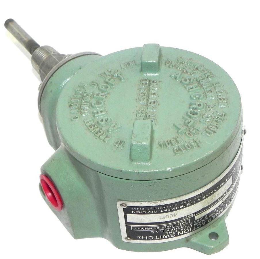 Used ASHCROFT T7 T7.T S SNAP ACTION SWITCH T7T7TS, 15A, RANGE: 150-260 DEG. F