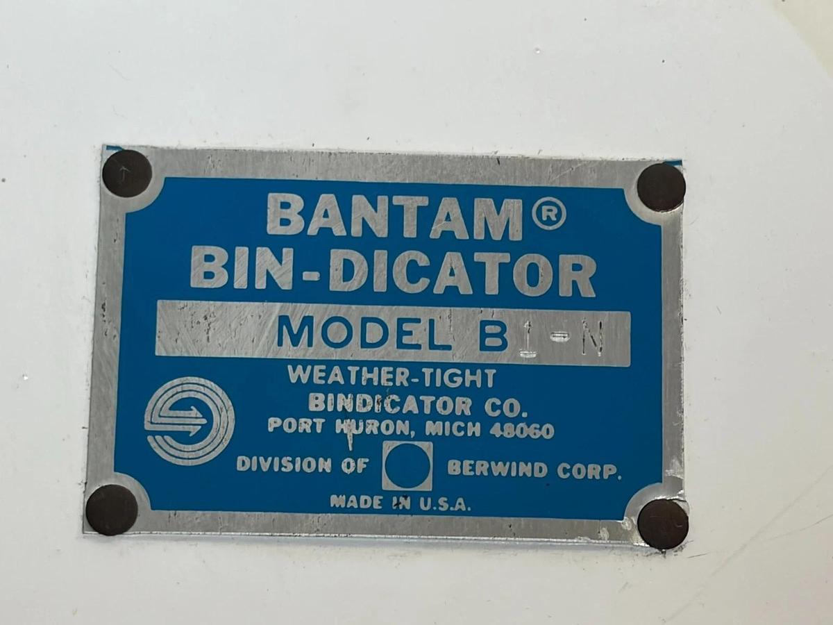 Bindicator Bantam Bin-Dicator Model B1-N Weather-Tight Level Control Switch New