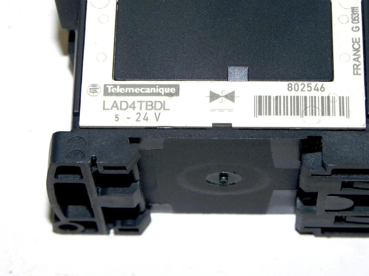 Used SCHNEIDER ELECTRIC LAD4TBDL CONTACTOR