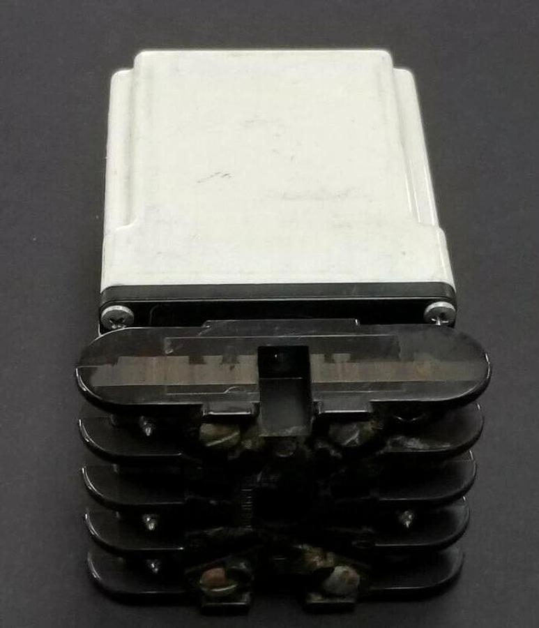 Used AMPERITE CO. INC. 110DP.1-60CI TIME DELAY RELAY SER. CI 10A-240VAC 110DP160CI