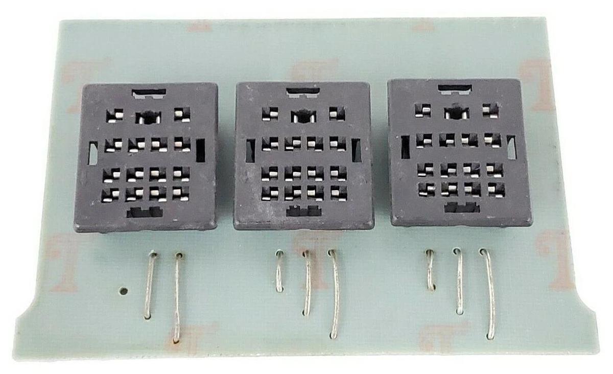 Used RYCO 100-309-1 RELAY BOARD 1003091