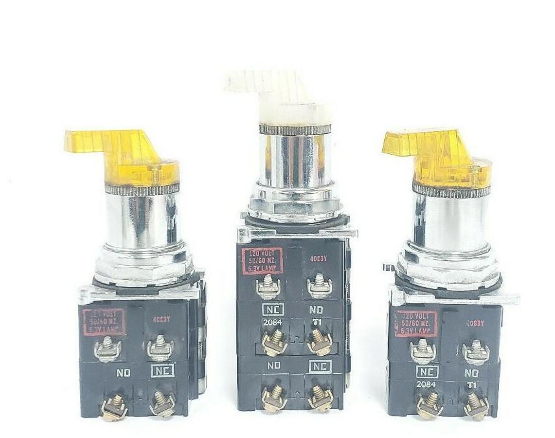Used LOT OF 3 CUTLER-HAMMER 2-POS. SELECTOR SWITCHES W/ 120V 50/60HZ COILS, 5.3V LAMP
