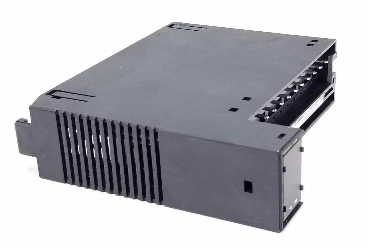 Used GE FANUC IC693MDL330B OUTPUT MODULE OUTPUT 120/240 VAC 1A, 8PT (NO HARNESS)