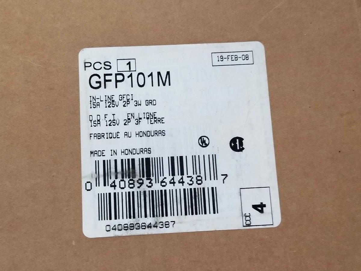 NIB COOPER GFP101M GROUND FAULT CIRCUIT INTERRUPTER B446081